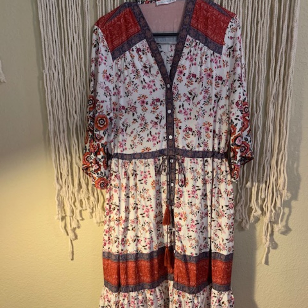 Vivimos Ankle Length Dress